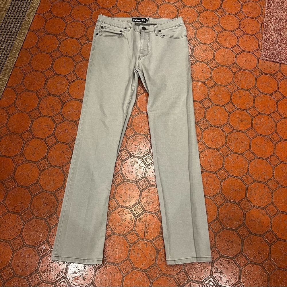 RSQ New York Slim Straight Men's Jeans in Light Gray 32 x 34 dark stitching